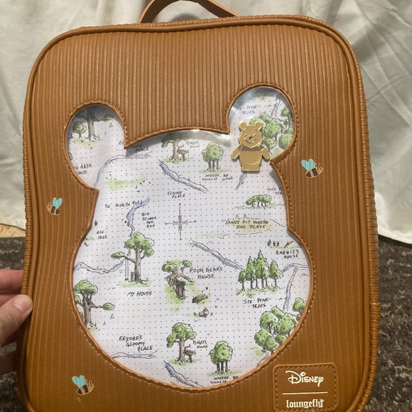 Winnie the Pooh loungefly backpack purse - Picture 5 of 6